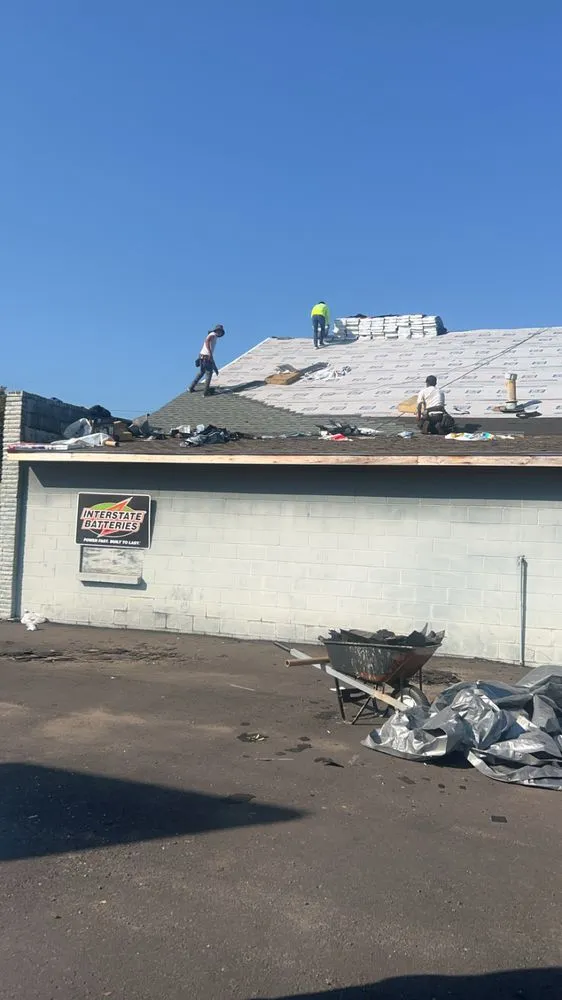 Slide of Xtreme Roofers