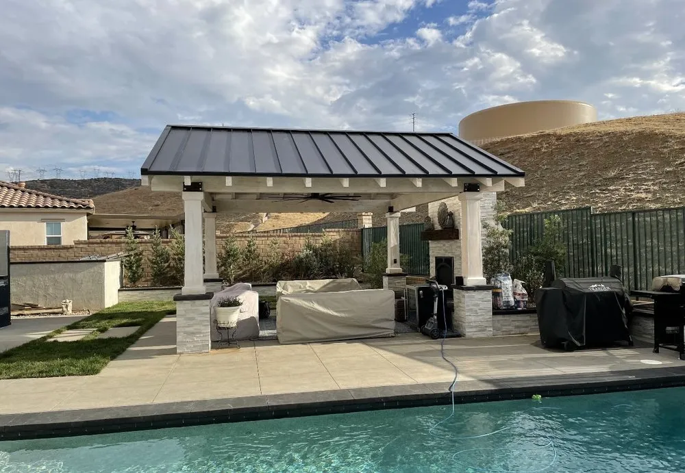 Slide of Xtreme Roofing