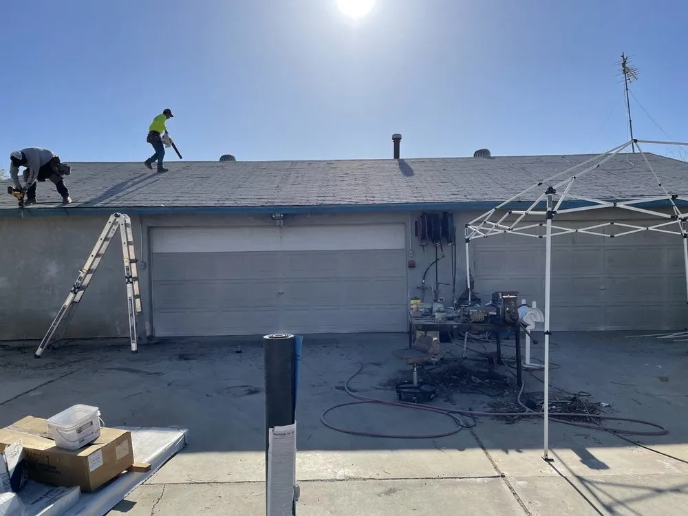 Slide of Xtreme Roofing