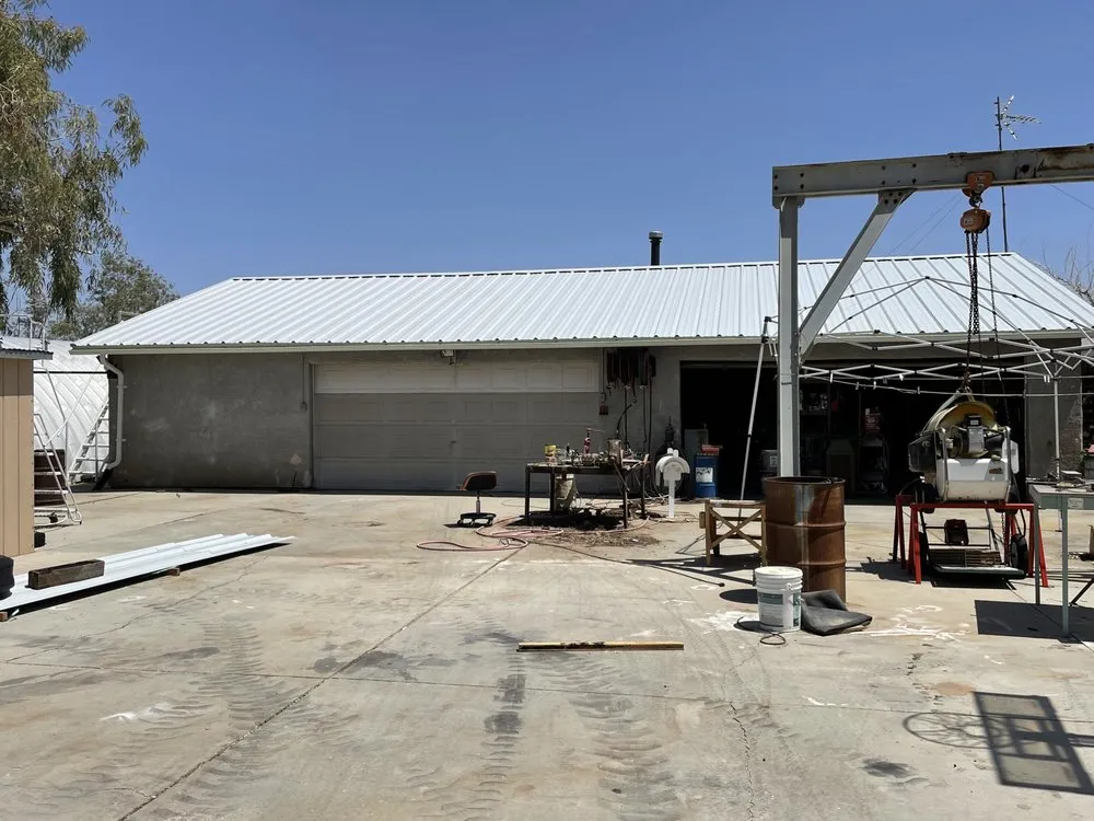 Slide of Xtreme Roofing