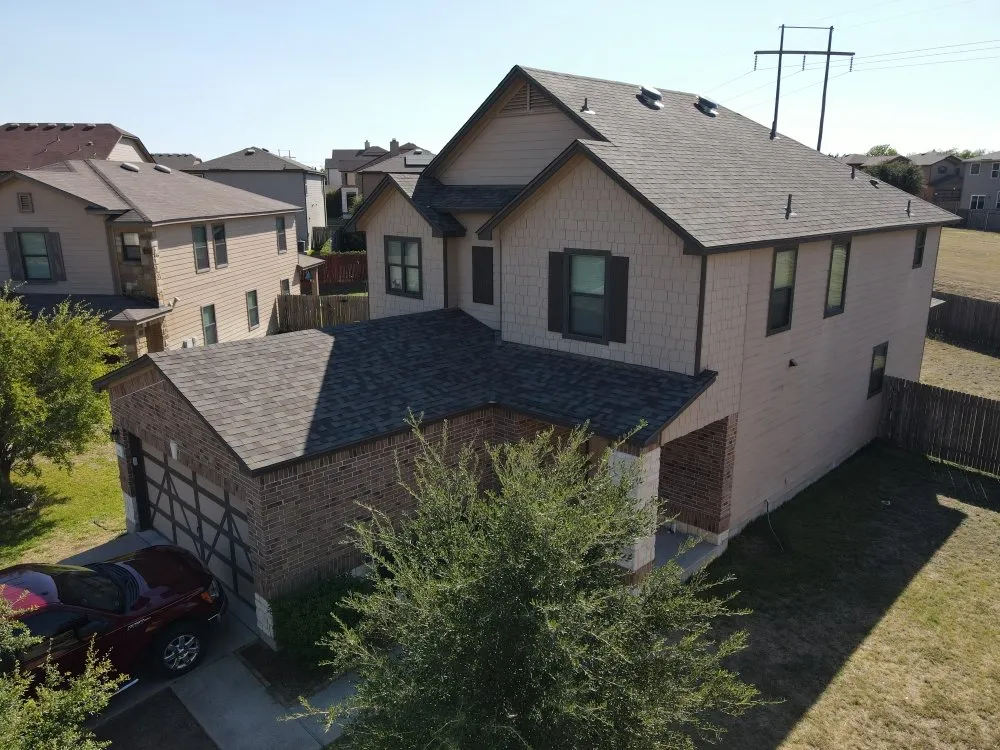 Slide of Xtreme Roofing