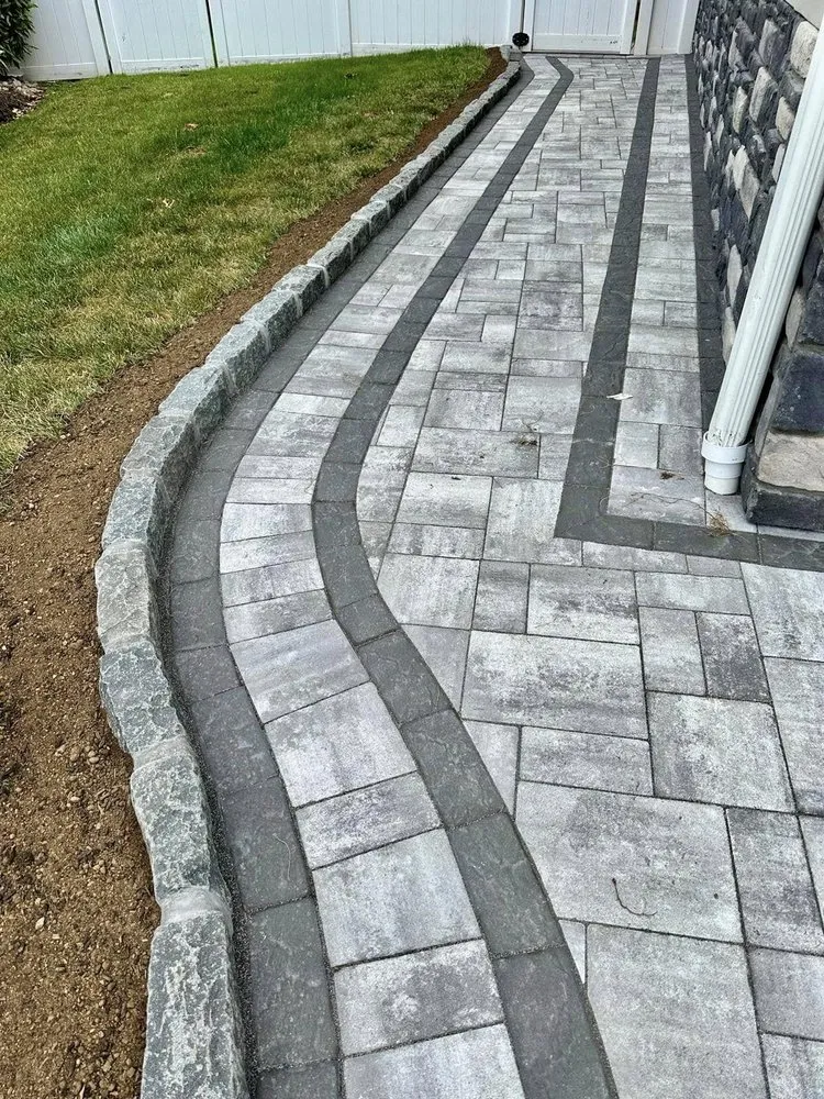 Slide of Y & H General Construction