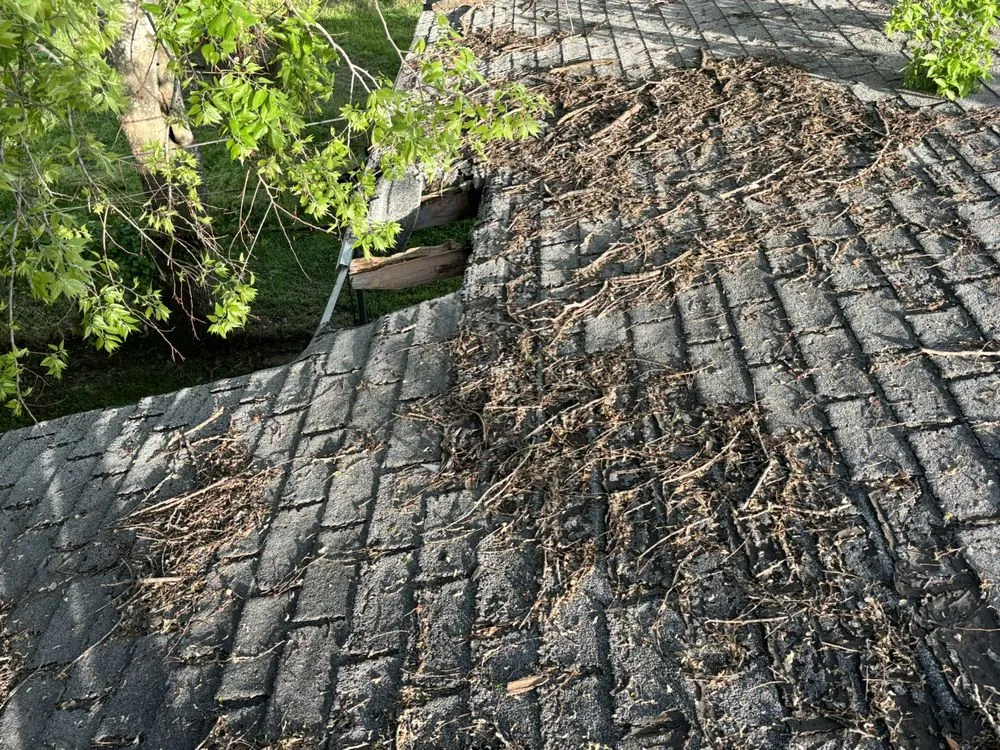 Slide of Y O Roofing