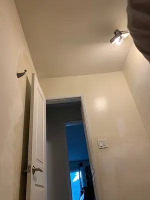 Y V General Construction Company Logo