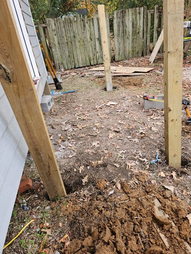 Slide of Yahnus Contracting