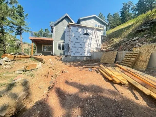 Slide of Yakima Construction