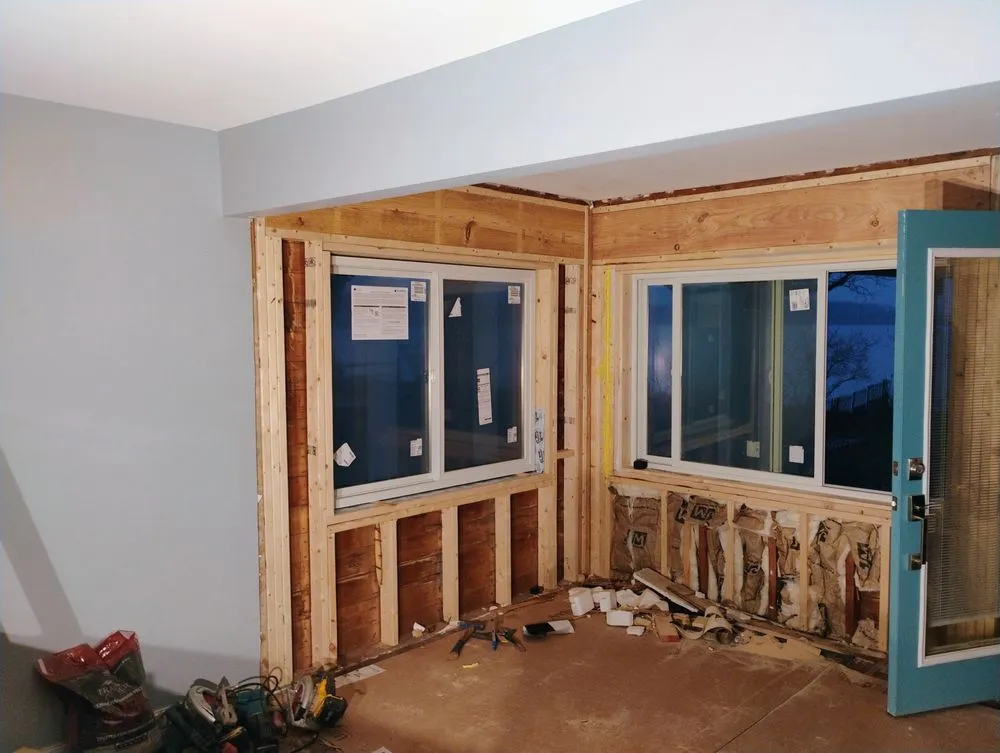 Slide of Yaklins Creative Exteriors