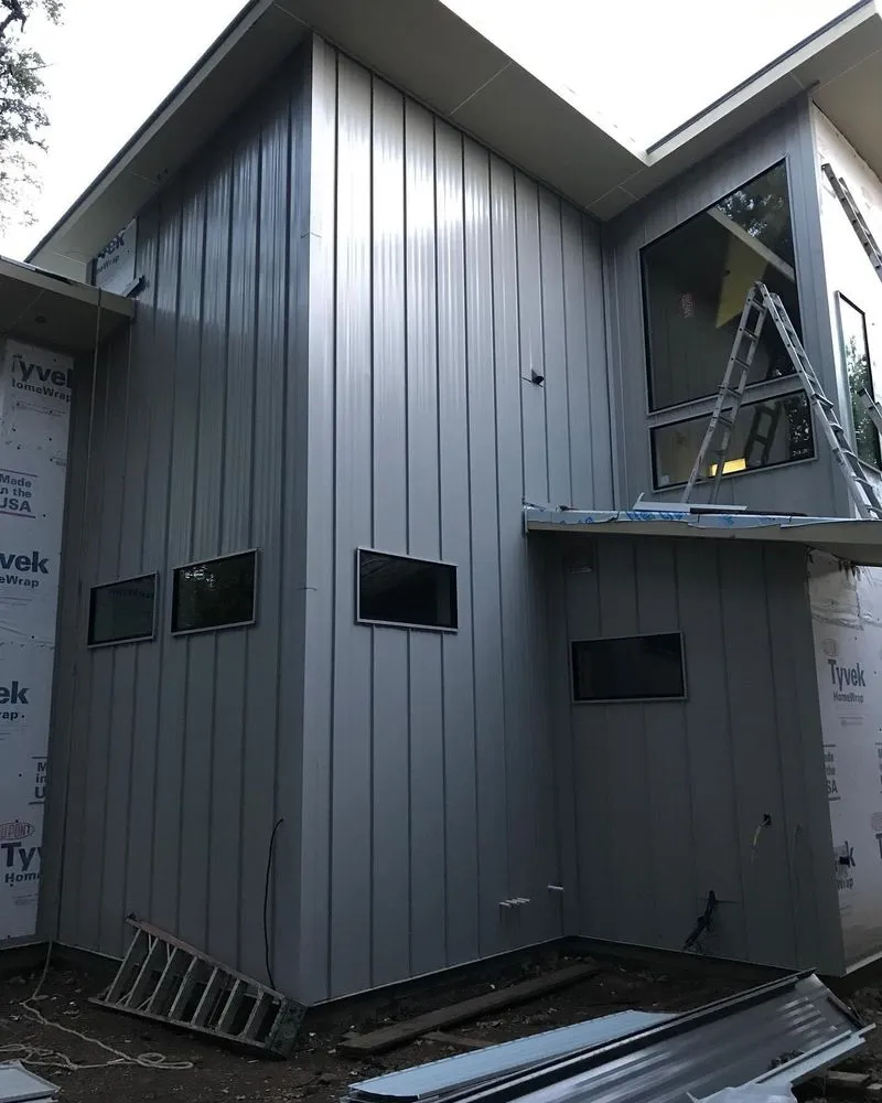 Slide of Yalie Roofing And Repairs