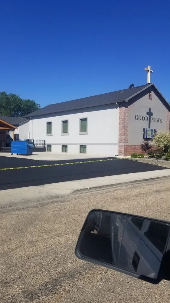 Slide of Yanis Roofing