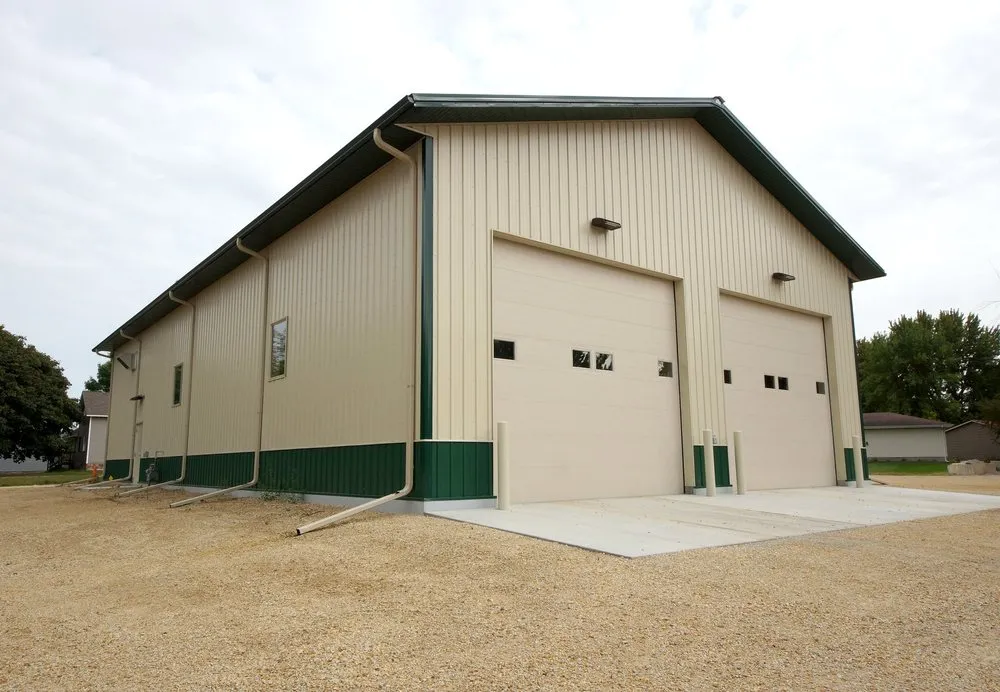 Slide of Yearwood Construction and Roofing