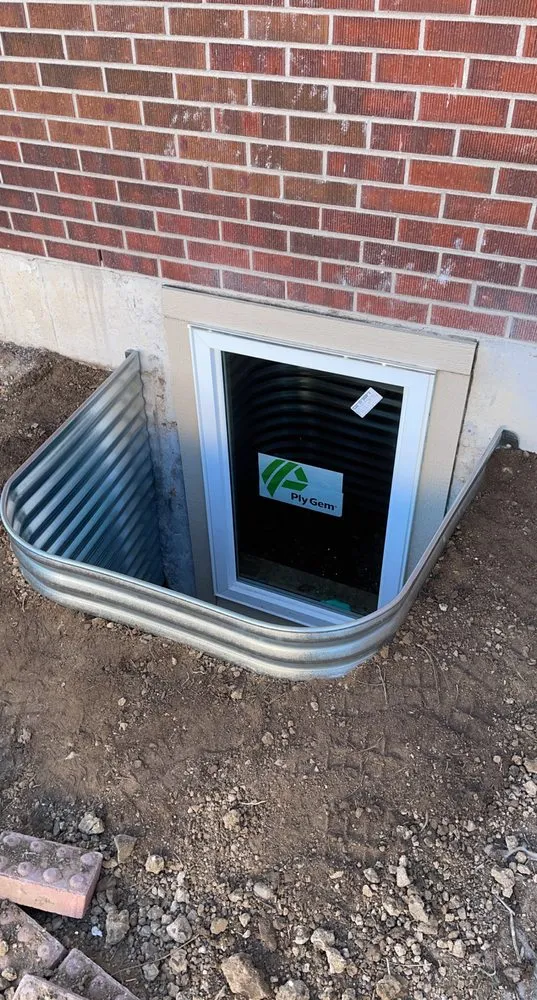 Slide of Yellow Jacket USA