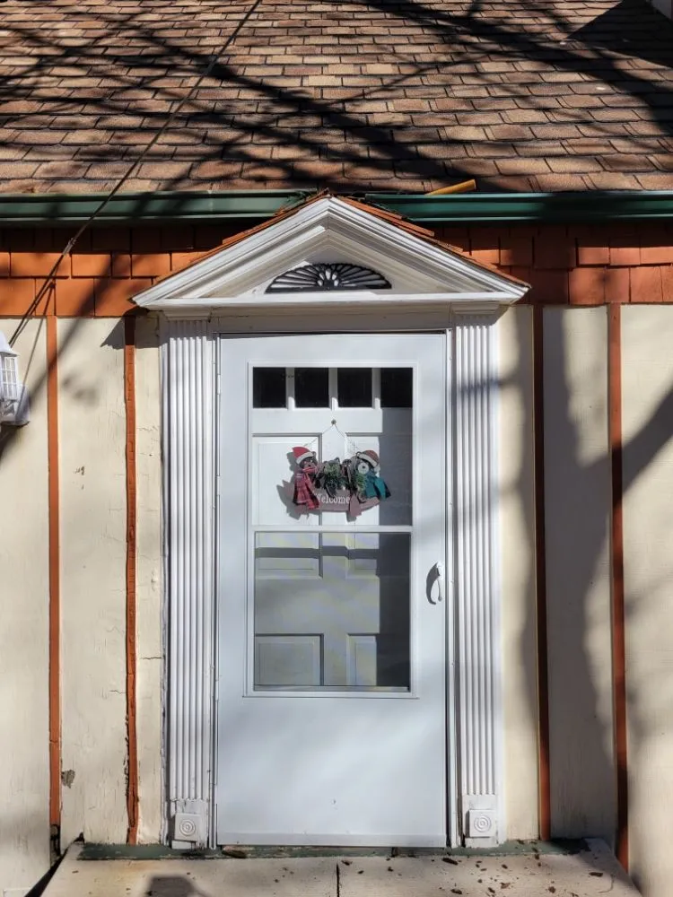 Slide of Yellow Leaf Landscaping