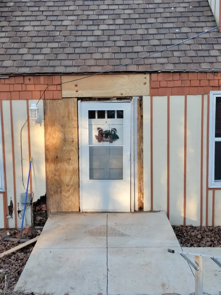 Slide of Yellow Leaf Landscaping