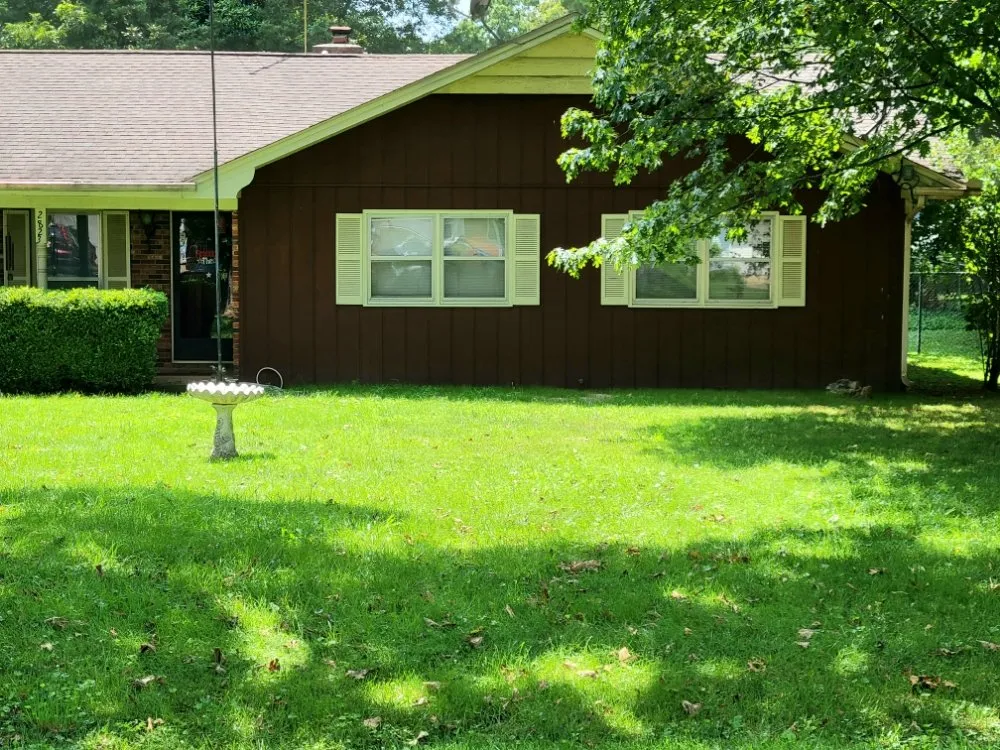 Slide of Yellow Leaf Landscaping