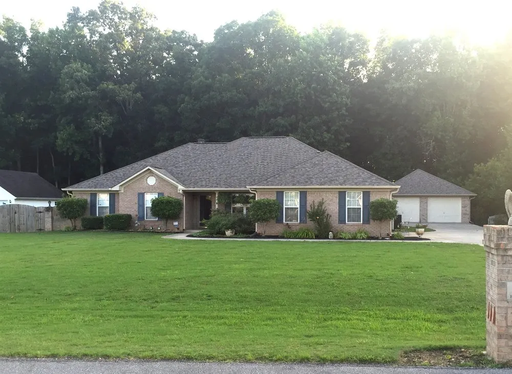 Slide of Yellowhammer Roofing