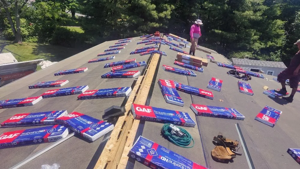 Slide of Yerick Luis Contrucción