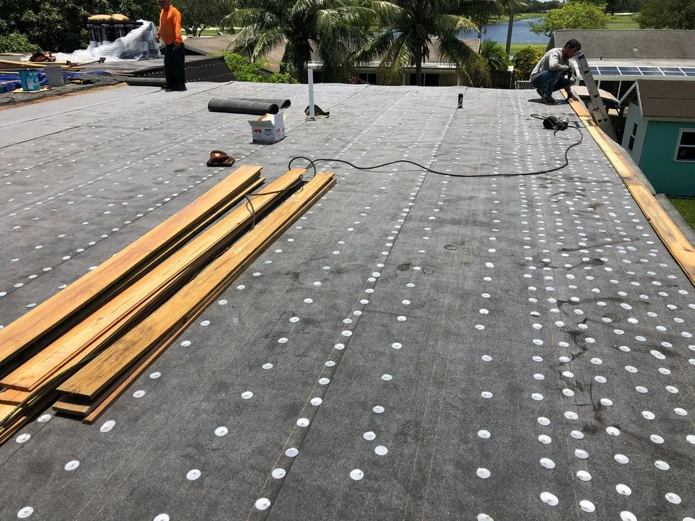 Slide of Yes Roofing Construction