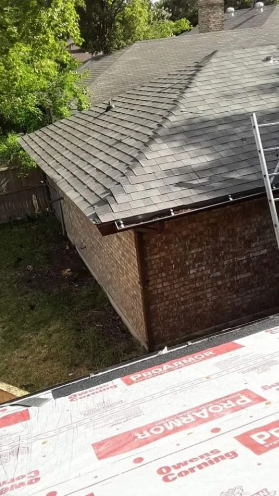 Slide of YFM Roofing