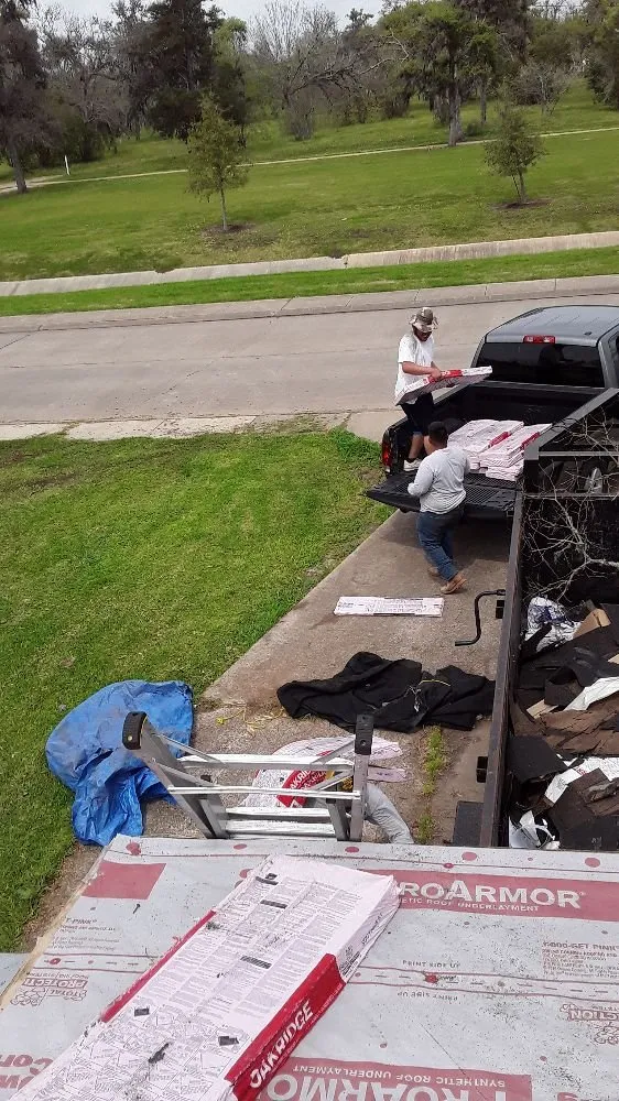 Slide of YFM Roofing