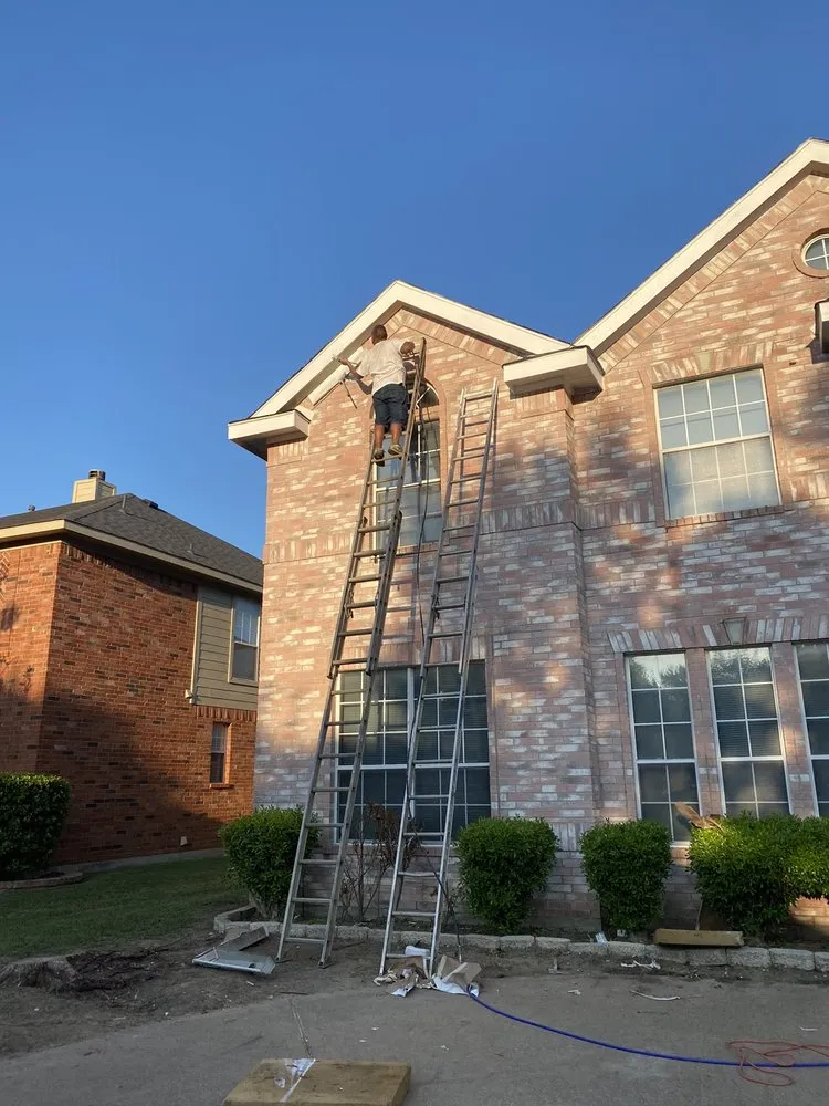 Slide of YFM Roofing