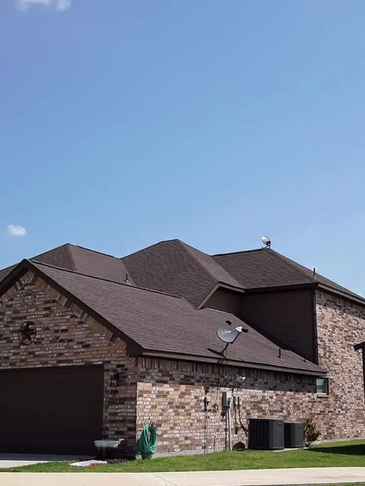 Slide of YFM Roofing