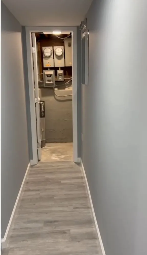 Slide of Yllowstone Construction