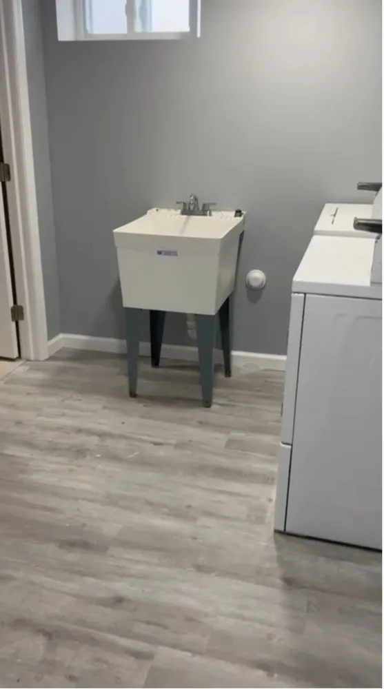 Slide of Yllowstone Construction