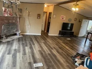 Slide of Yoakum Construction