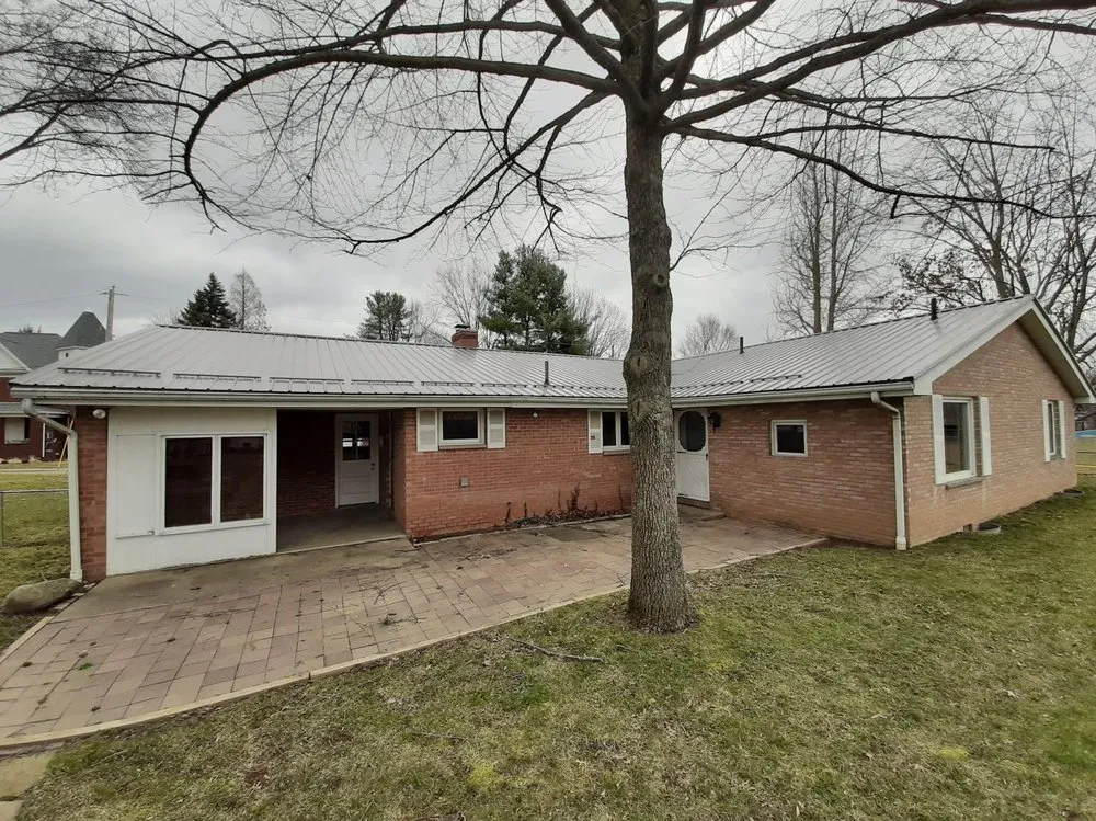 Slide of Yoder Roofing & Construction