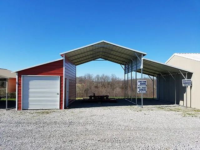 Reliable roof leak repair for fast service in Cumberland Furnace, TN by Yoder's Dutch Barns