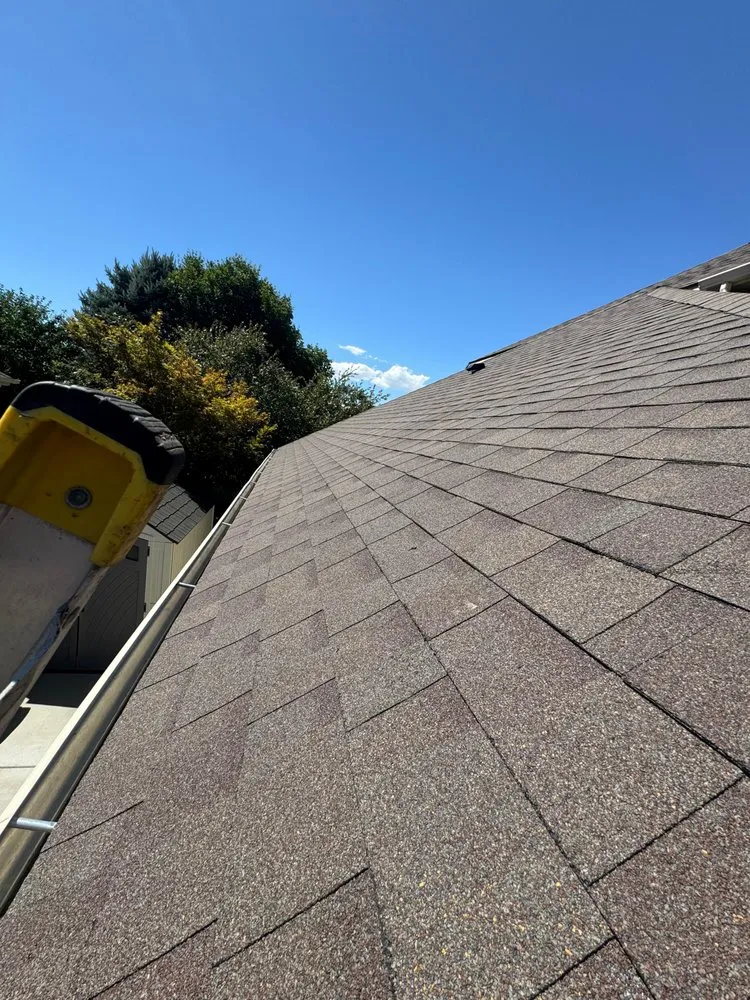 Slide of Yoel Contractor Roofing