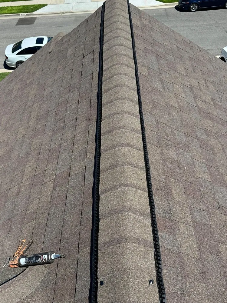 Slide of Yoel Contractor Roofing