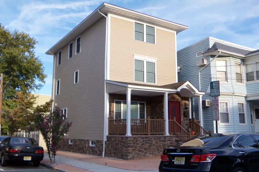 Slide of Yoni Home Improvement