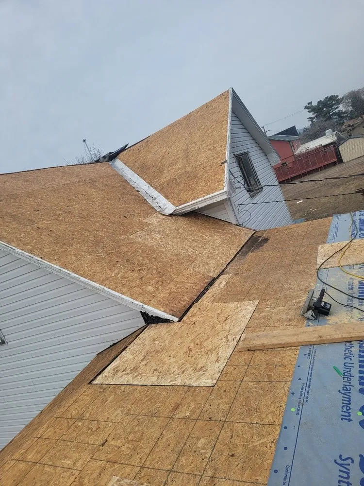 Slide of Yooper Construction