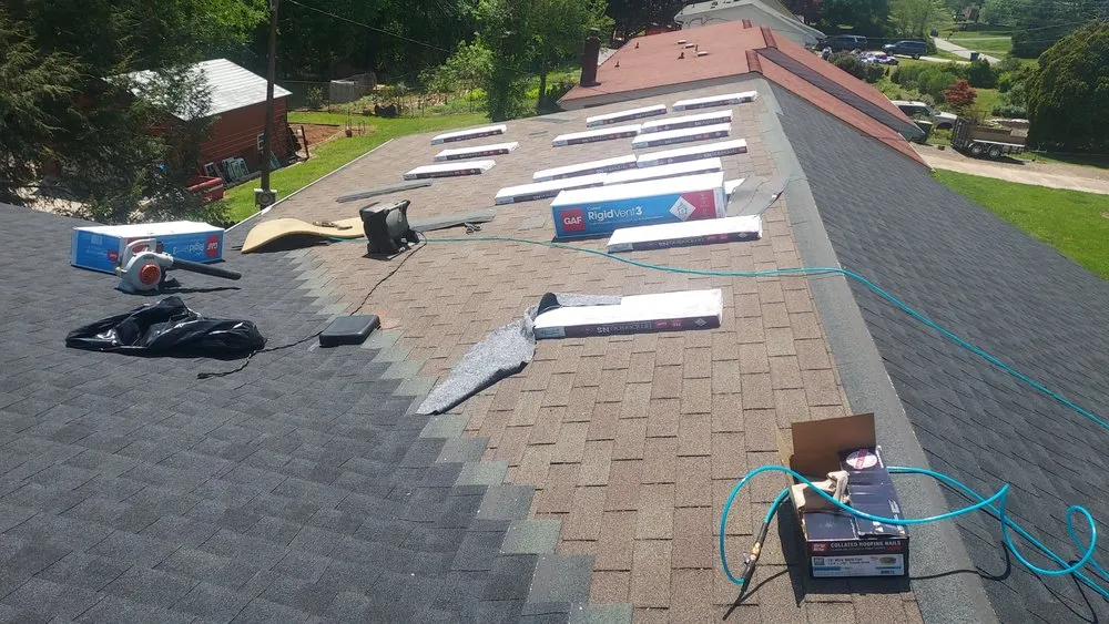 Local roof installation experts serving Winston-Salem, NC - Yorks Roofing Const Hurracine Service