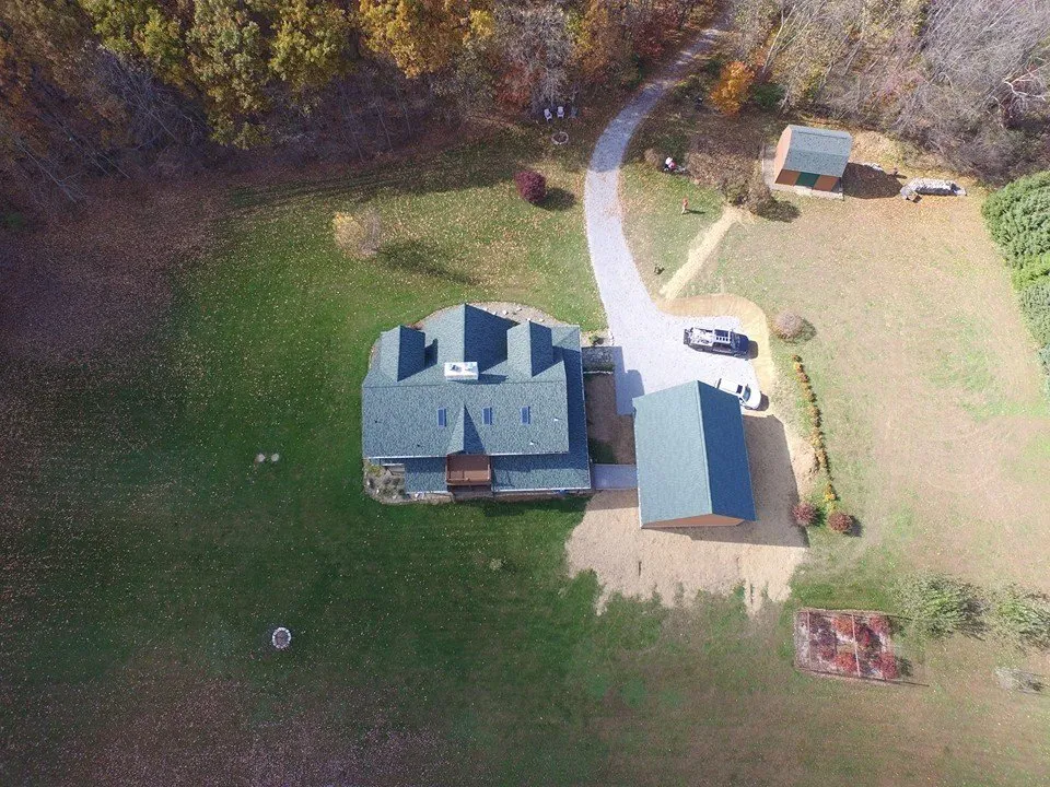 Slide of Youngstown Roofer