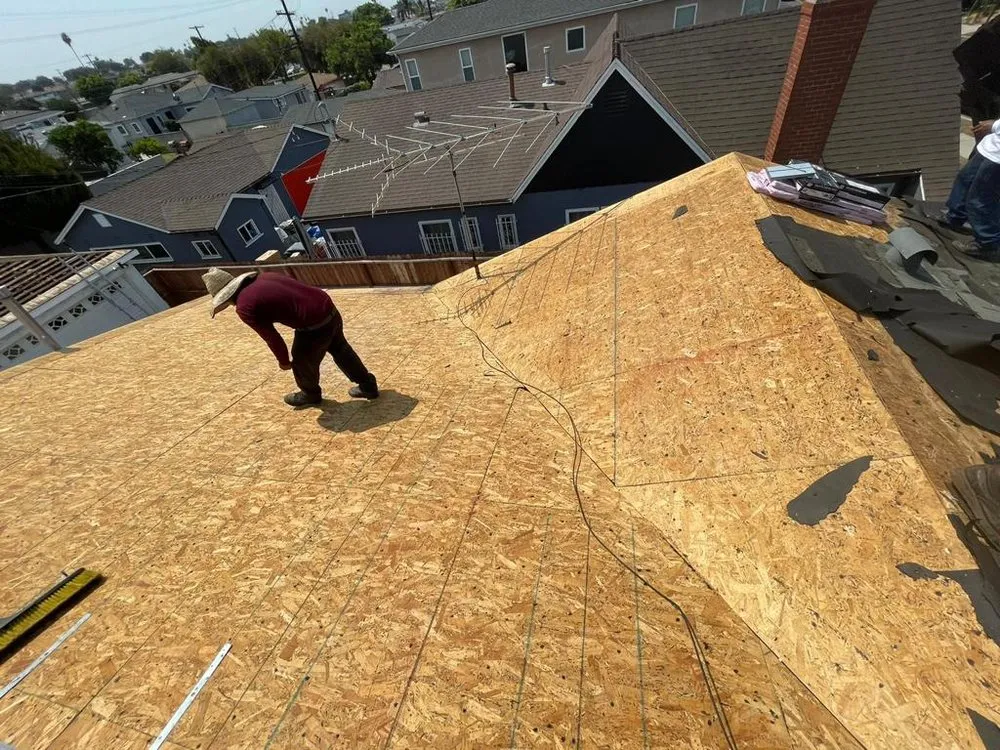 Slide of Your Roof Expert