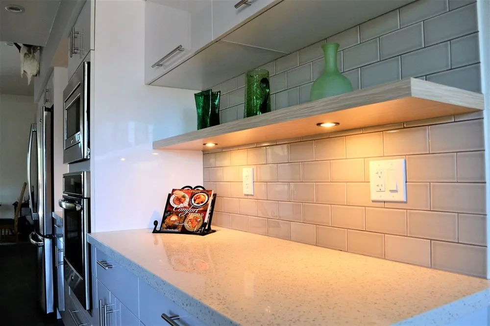 Slide of Yourson Contracting