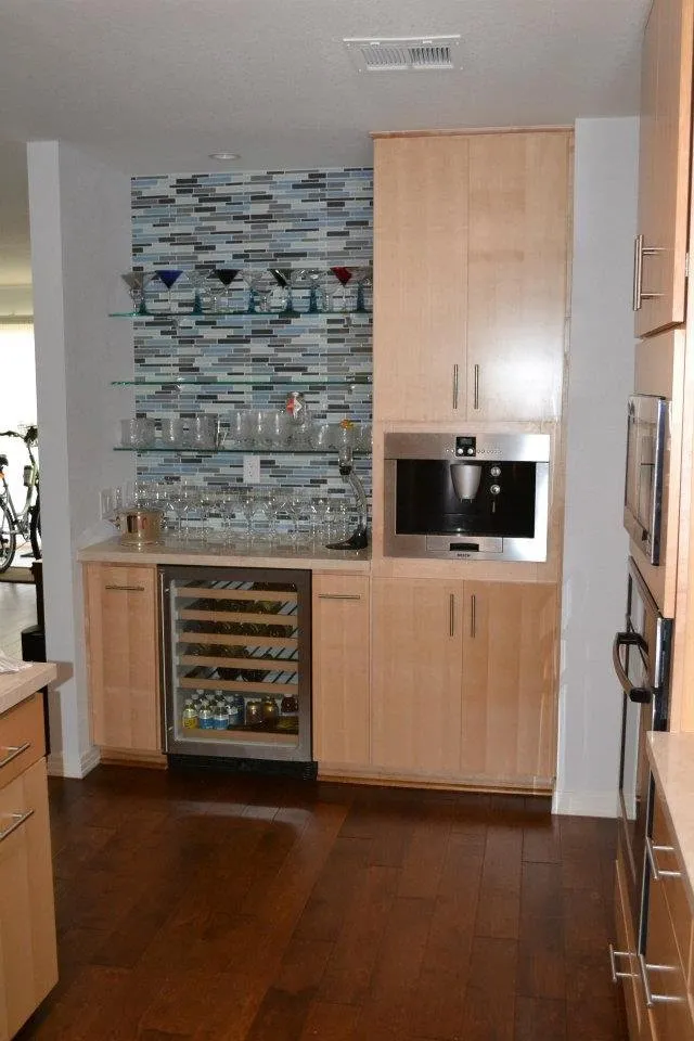 Slide of Yourson Contracting