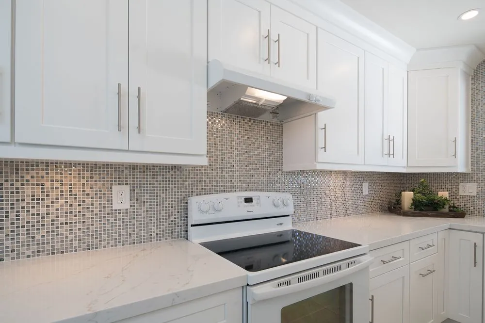 Slide of Yourson Contracting