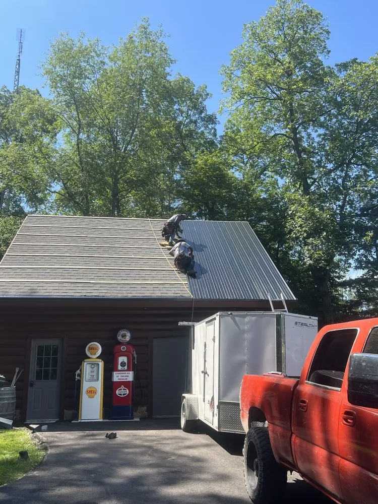 Slide of Yovani Roofing