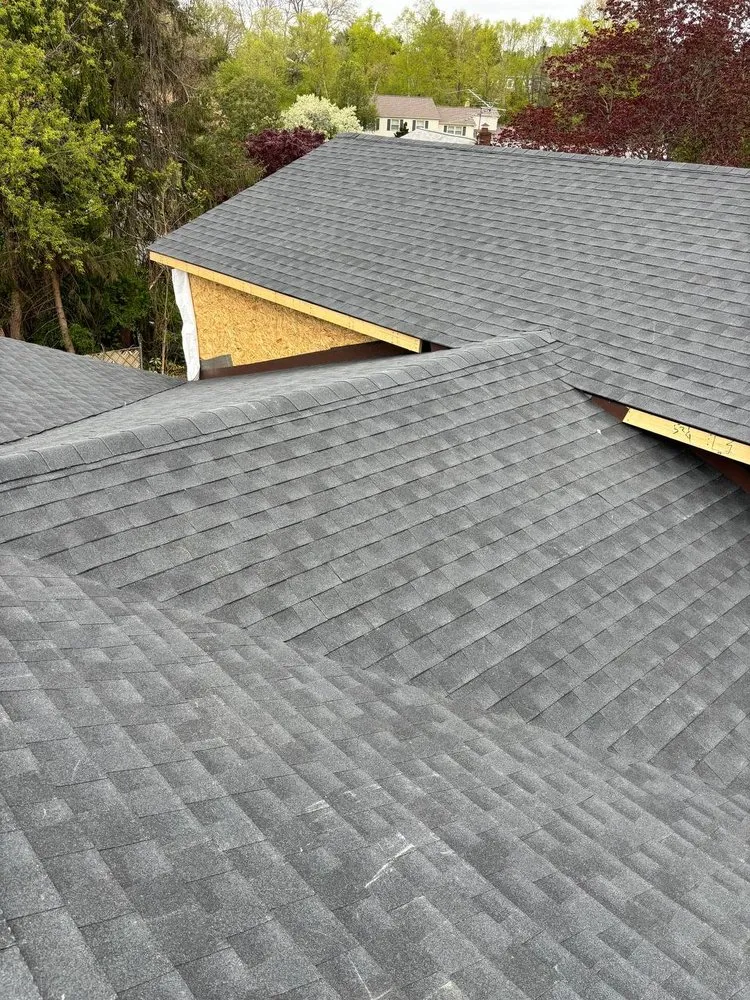 Slide of Yukor Roofing & Siding