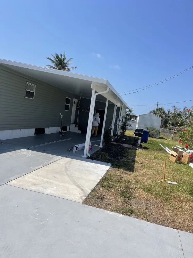 Slide of Yuniel Aleman