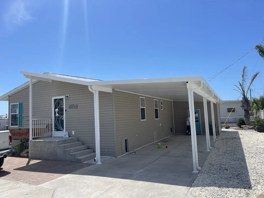 Slide of Yuniel Aleman