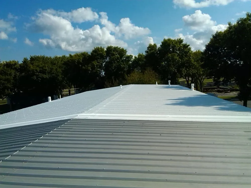 Licensed roof leak repair experts serving Grove City, MN - Yutzy Construction