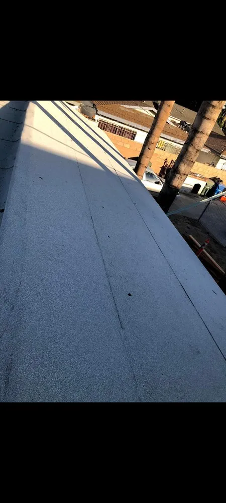 Local residential roofing service experts serving Llano, CA - Y&V Roofing and Tearoff