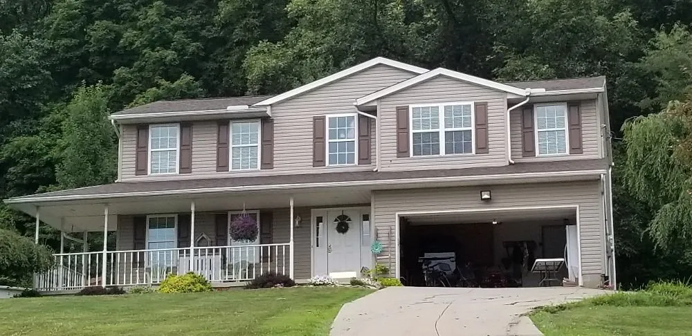 Top-rated roof repair for fast service across Dundee, OH - Y&W Roofing