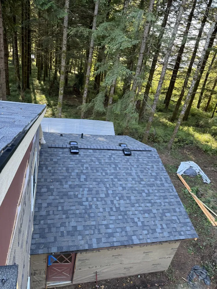 Slide of Z & Z Construction