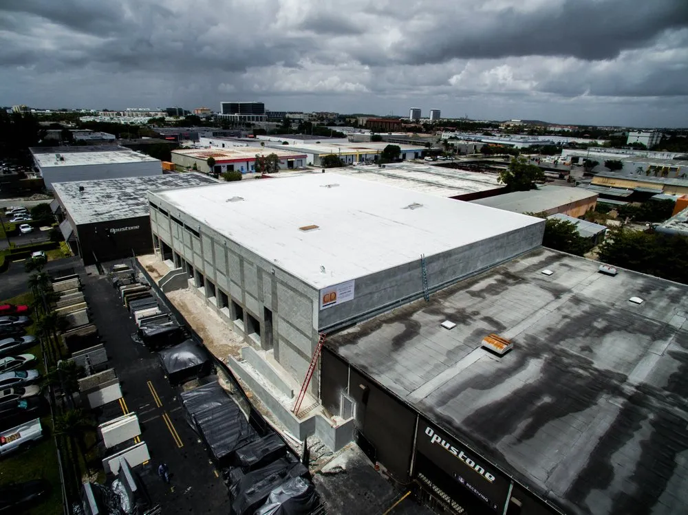 Slide of Z Roofing and Waterproofing