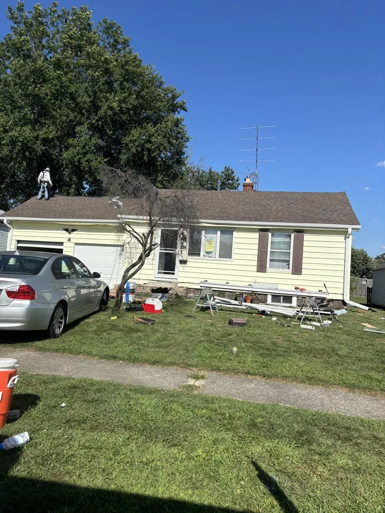 Slide of Zacarias Construction